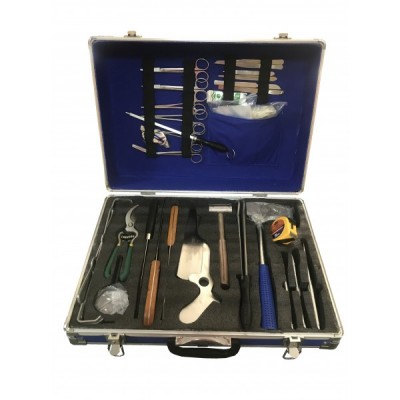 НАБІР ІНСТРУМЕНТІВ ДЛЯ РОЗТИНУ ТВАРИН НР-135 (35 предметів)